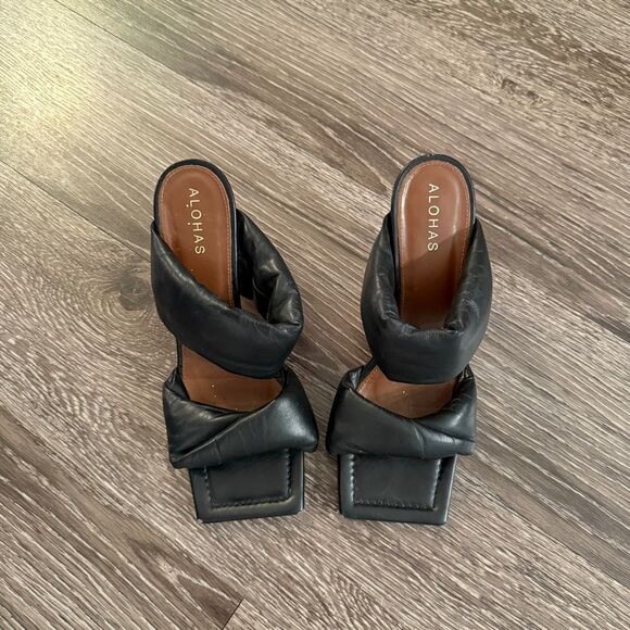 Alohas Twist Strap Mule Heels - Picture 2 of 7